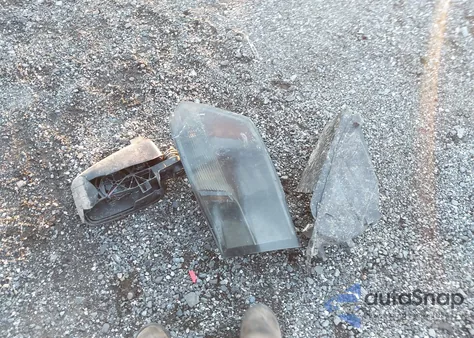 2017 Ram 1500 Express 4X4 5'7 Box z USA, uszkodzony, nr VIN 3C6RR7KT0HG660079